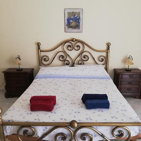 Inna'S Rooms In The History Center Catania Ngoại thất bức ảnh