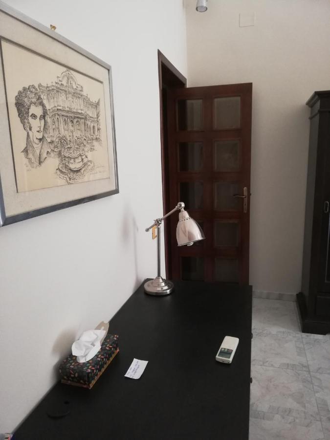 Inna'S Rooms In The History Center Catania Ngoại thất bức ảnh